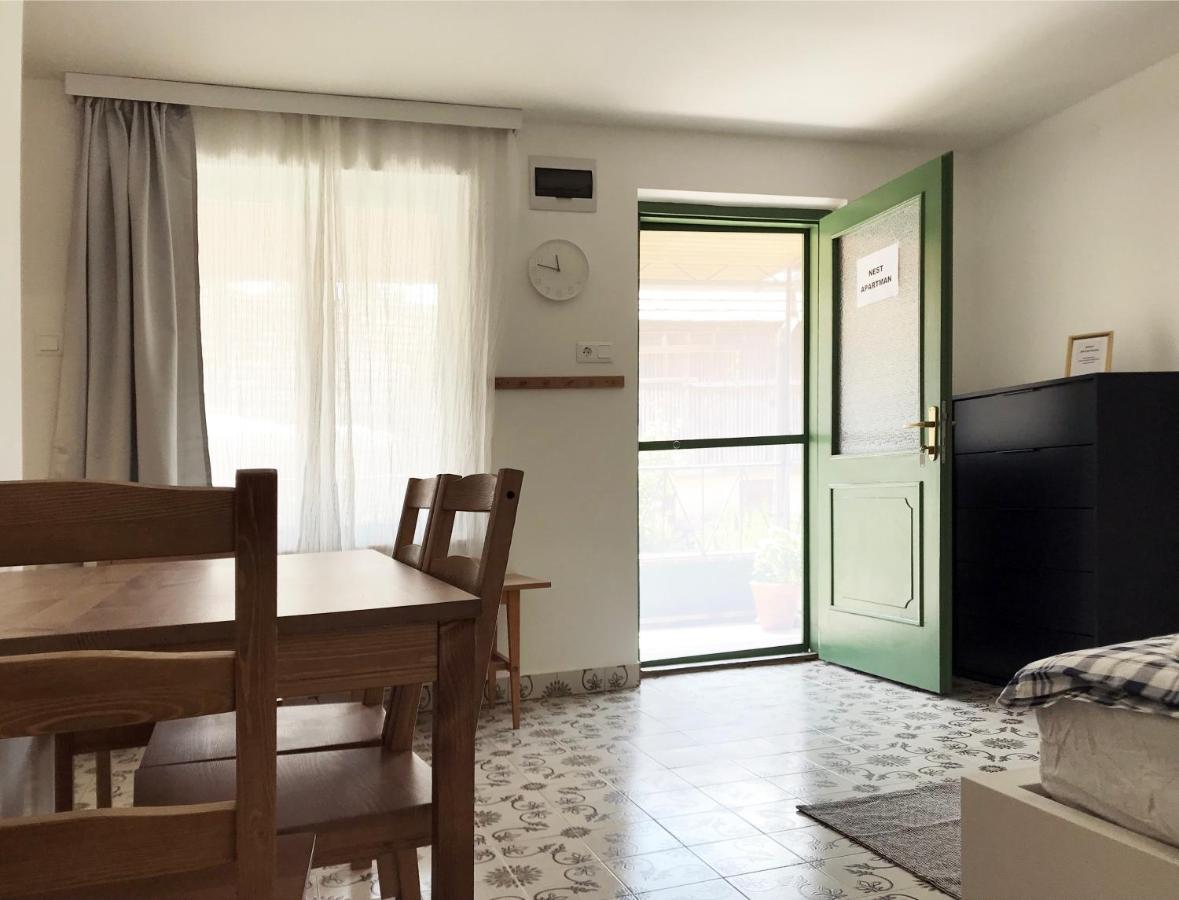 Nest Apartman Balatonszarszo Bagian luar foto