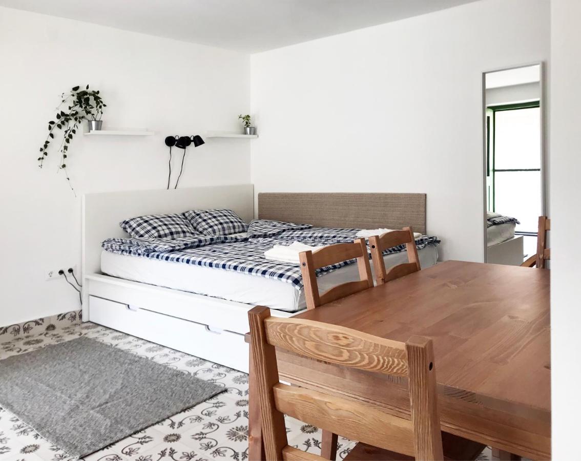 Nest Apartman Balatonszarszo Bagian luar foto