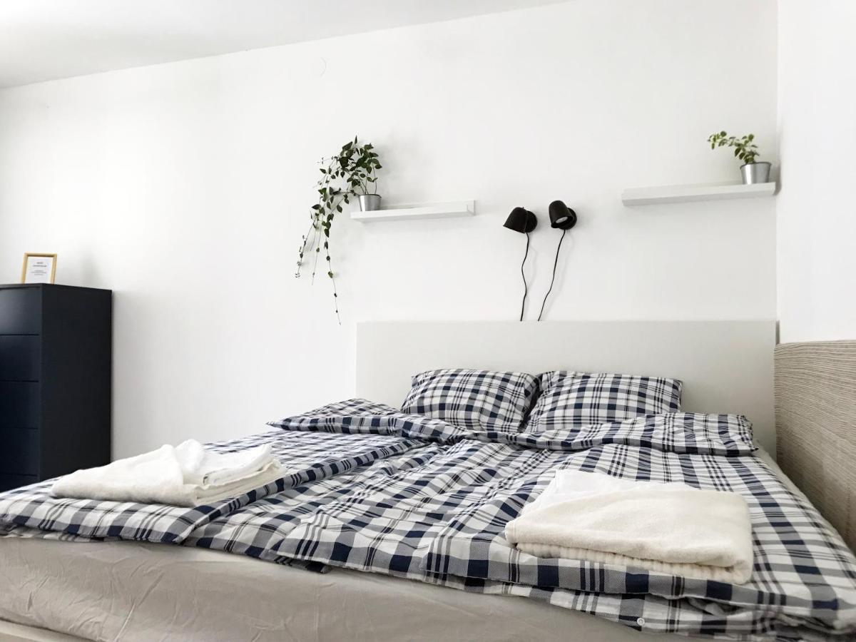 Nest Apartman Balatonszarszo Bagian luar foto